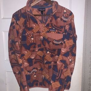 Patagonia Pullover in Canyon Block Design